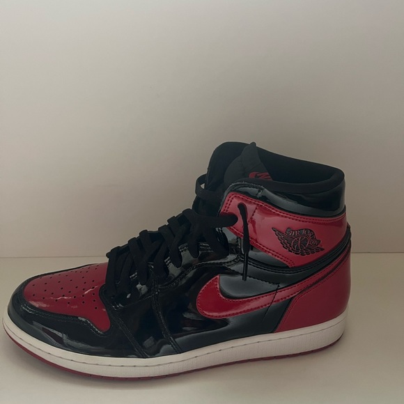 🌟SOLD🌟Jordan 1 patent Bred (Worn twice) in very good condition (size 12) - Picture 8 of 9